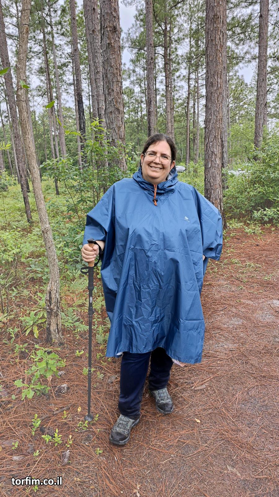 תוך כדי סיור התחילו לרדת גשמים. הם לא ירתיעו אותנו!